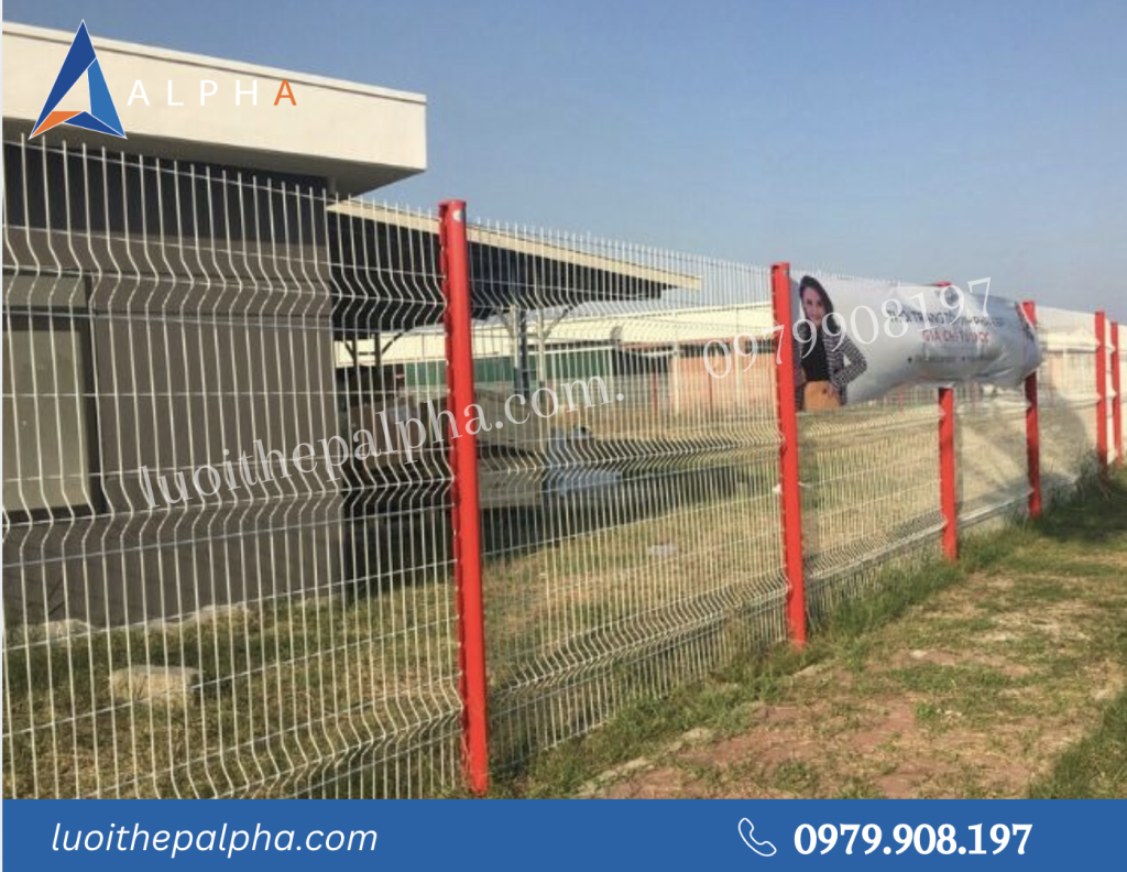 Hàng Rào Lưới Bền Đẹp – Báo Giá Mới Nhất 2025 Cho Công Trình
