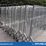 hàng rào di động có bánh xe